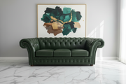 Grünes klassisches Chesterfield 3-Sitzer Sofa | Tief geknöpftes Leder mit Nagelverzierung